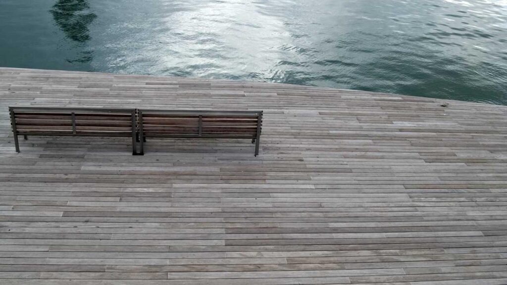 恵比寿 バー 雰囲気 7. アオユズ恵比寿