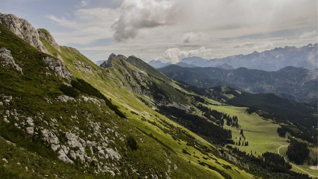 表参道駅 ラーメン 一（はじめ）