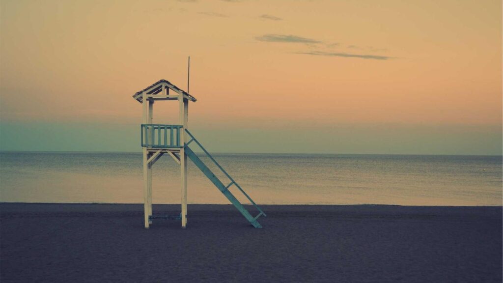 潮見駅 居酒屋 酔って家：新鮮な刺身と沖縄料理が楽しめるアットホームな居酒屋