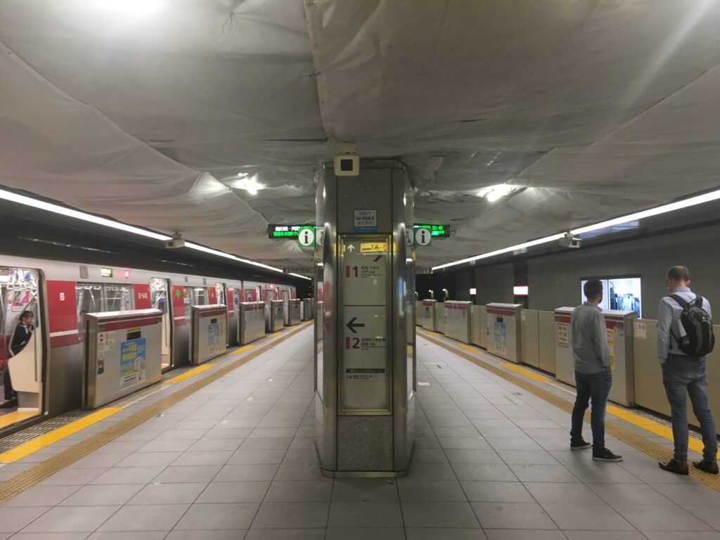 都庁前駅 カフェ 3. モーニングが楽しめるカフェ