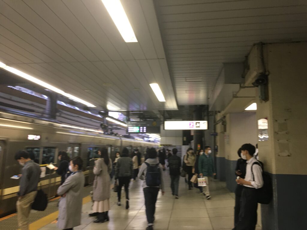 明大前 ラーメン 武蔵家 明大前店：濃厚な家系ラーメン